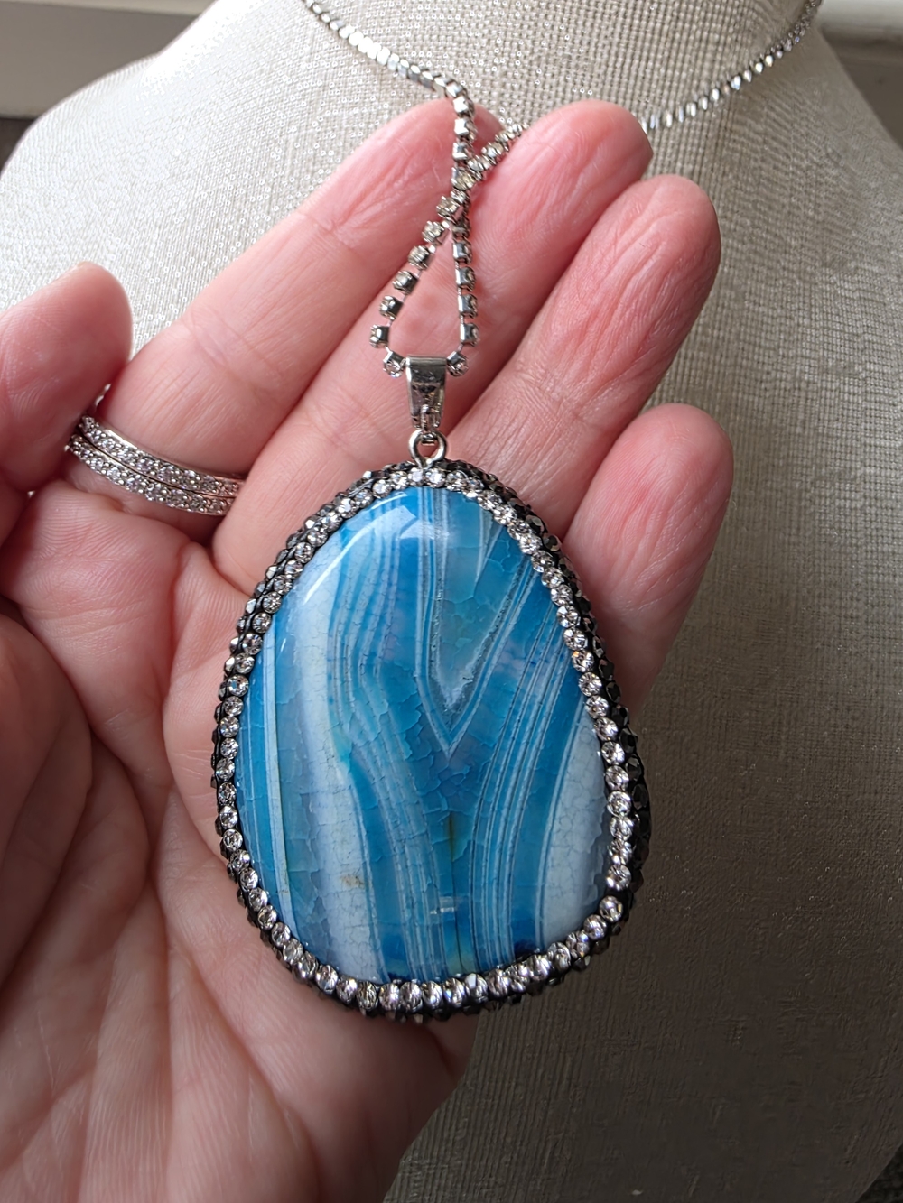 Large Blue Agate Slice Pendant Necklace, 17-19" Silver Boho Jewelry - Picture 6 of 11